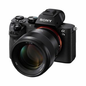 Sony FE 85mm F/1.8 Lens